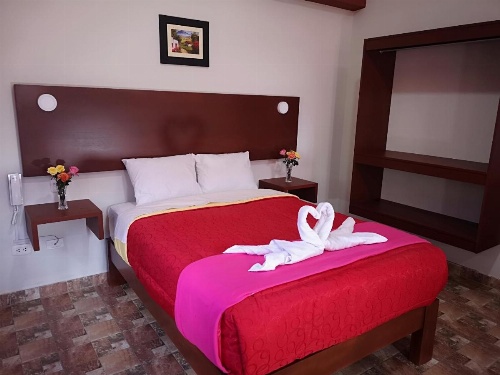 Los Wayruros de Anita Ollantaytambo image 23